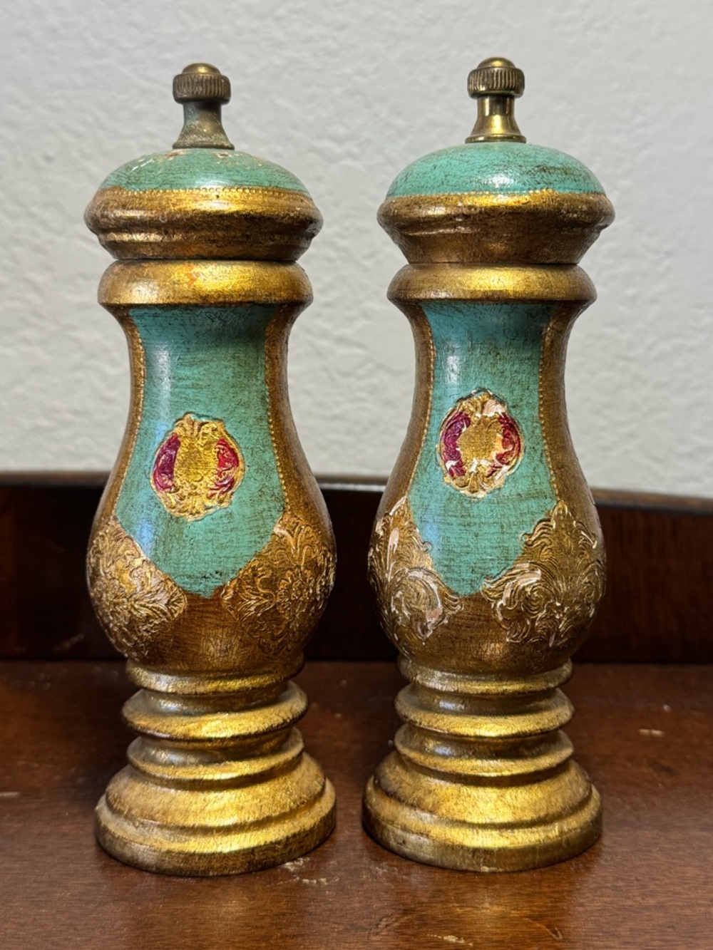 Vintage Florentine Teal Gold Gilt Pepper Mill & Salt Shaker Set- Italy - Picture 8 of 12